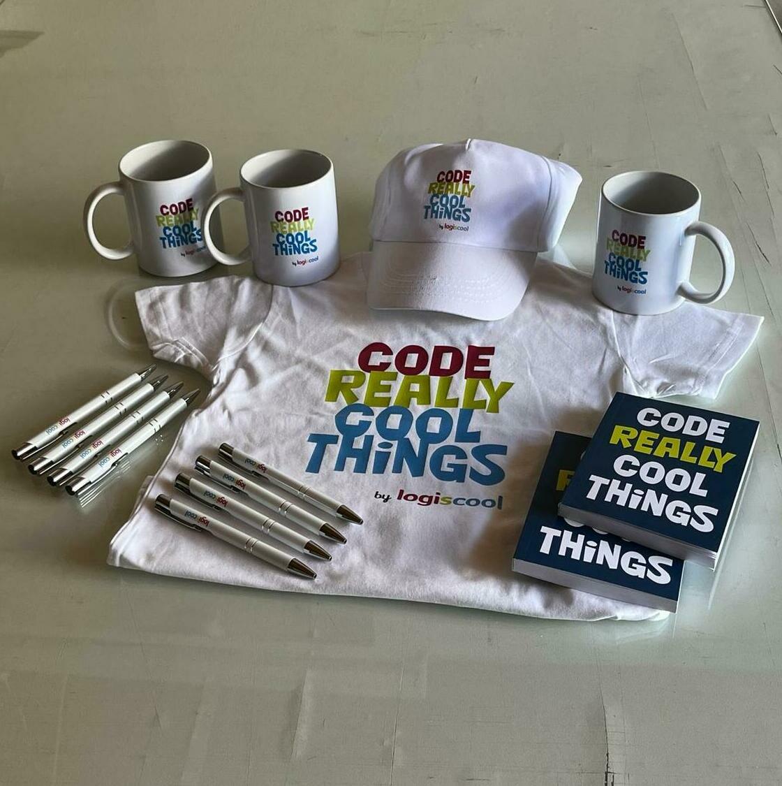 Promoționale personalizate pentru Logischool - Tricouri, căni, pixuri, carnetele și șepci inscripționate. Promoționale personalizate pentru Logischool: tricouri, căni, pixuri, carnetele și șepci inscripționate profesional.