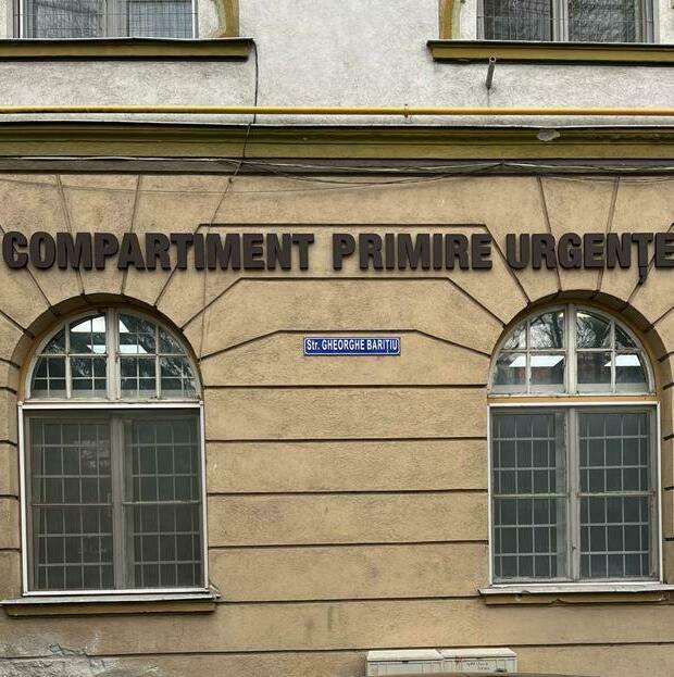 Productie si montaj spatii publice stat Sibiu Productie publicitara si montaj profesional pentru spatii publice ale statului în orașul Sibiu, contribuind la promovarea eficientă și vizibilă a serviciilor publice.